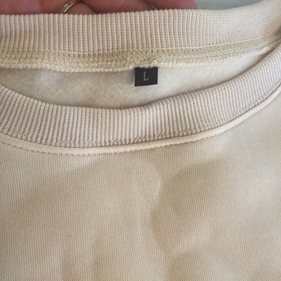 NWOT Sweatshirt - Picture 2 of 4